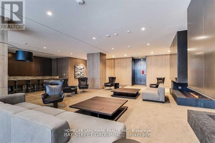Property Photo:  27 Bathurst Street 1113  ON M5V 2P1 