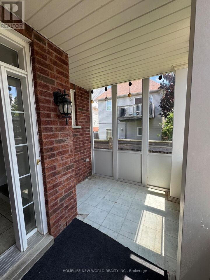 Property Photo: 1111 Glenbourne Drive ON L1K 0B8