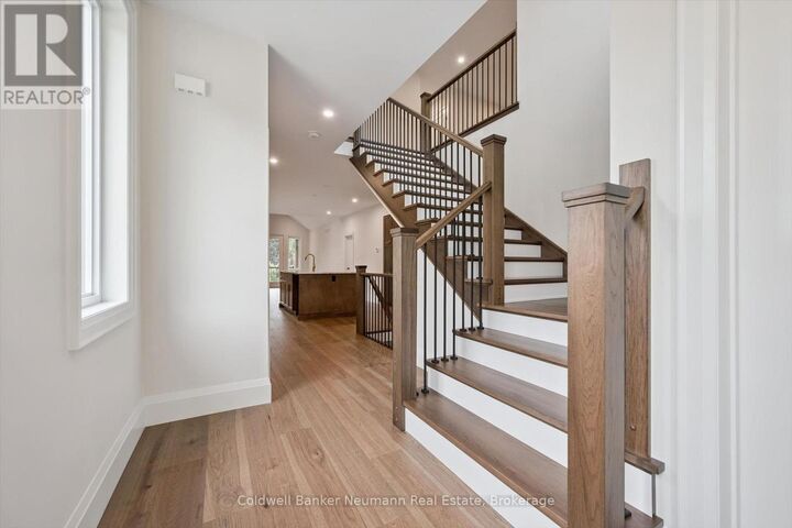 Property Photo:  18 Driscoll Street  ON N0B 1S0 