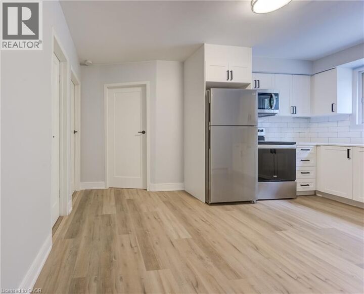 Property Photo:  203 Mausser Avenue 2  ON N2M 3K9 