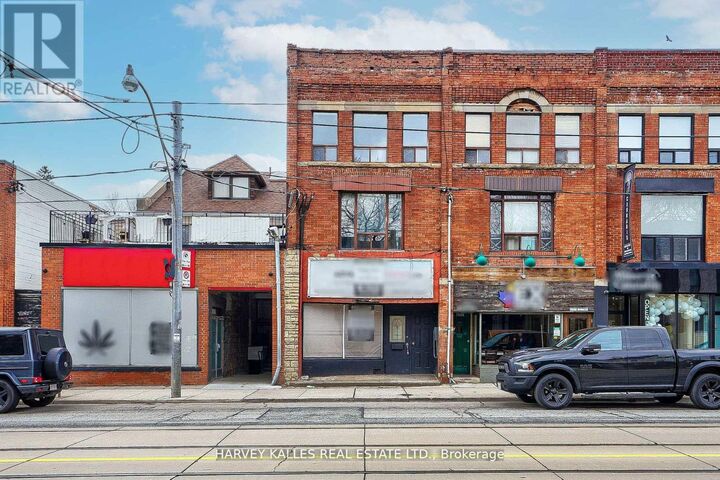 Property Photo:  1046 Bathurst Street Unit 2  ON M5R 3G7 