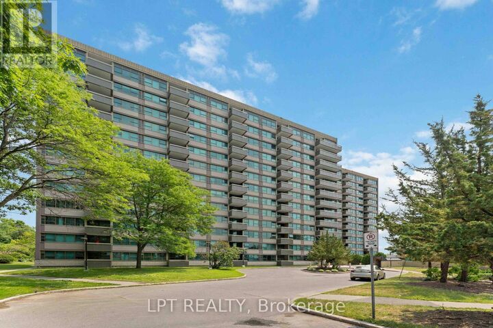 Property Photo: 555 Brittany Drive 314 ON K1K 4C5