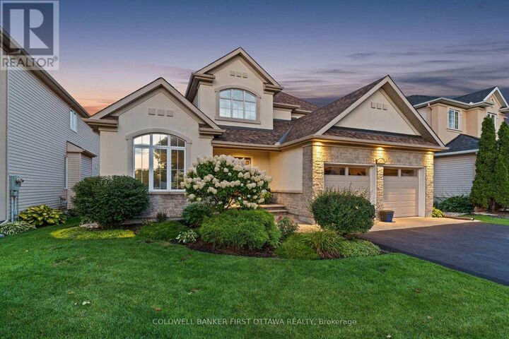 Property Photo:  6 Blackshire Circle  ON K2J 5L8 