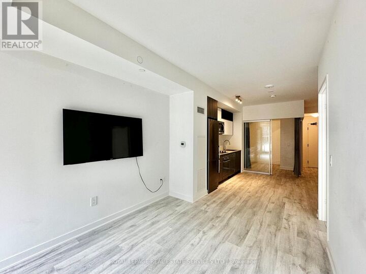 Property Photo:  60 Princess Street 338  ON M5A 2C7 