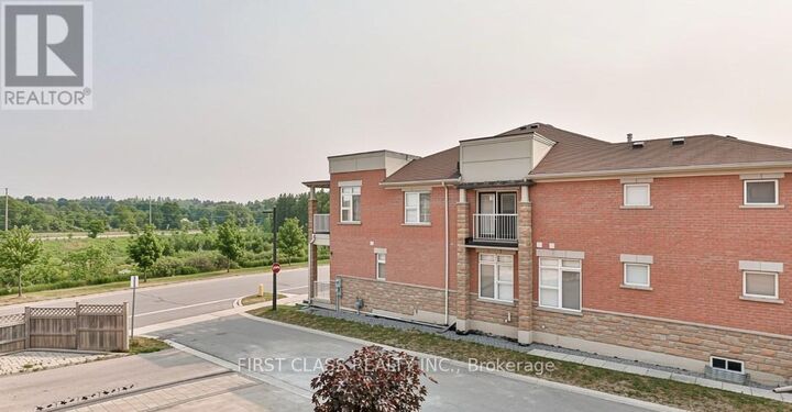 Property Photo:  319 Delray Drive  ON L6E 0P9 