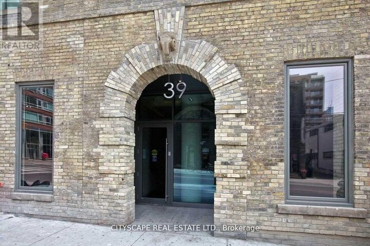 Property Photo: 39 Sherbourne Street 703 ON M5A 2P6