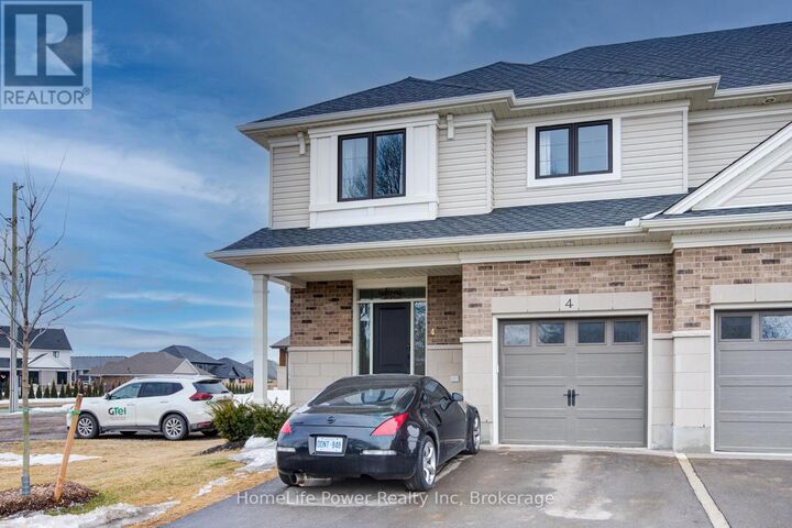 Property Photo:  4 Braun Avenue  ON N4G 0K5 