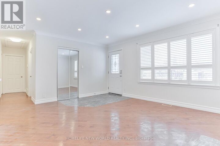 Property Photo:  3 Erlesmere Avenue  ON L6W 2T4 