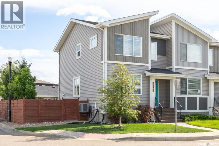 Property Photo:  5433 Green Silverberry Drive E  SK S4V 3M5 