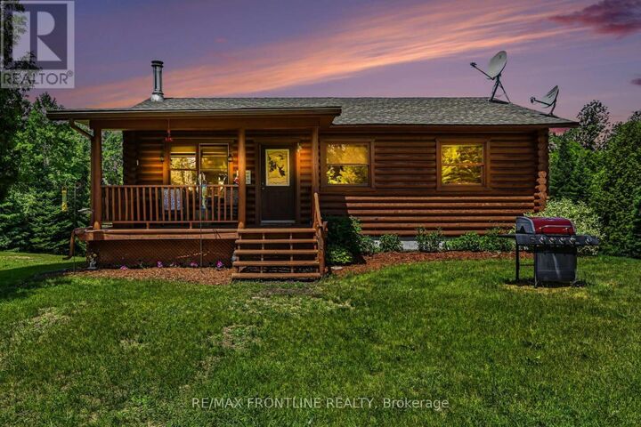 954 Sheridan Rapids Road — photo 1