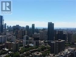 Property Photo:  101 Charles Street East 4005  ON M4Y 1V2 