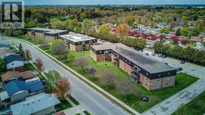 Property Photo:  390 Admiral Drive 210  ON N5V 3C2 