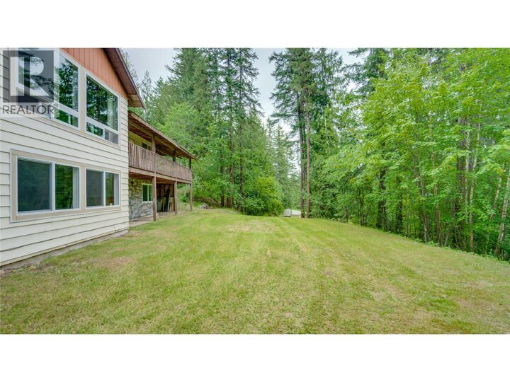 Property Photo: 454 Grandview Bench Road BC V1E 2Y4