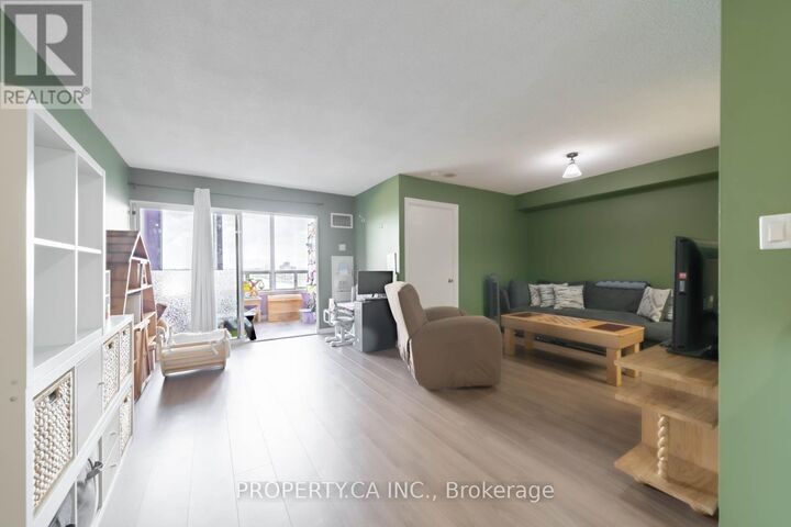 Property Photo:  135 Hillcrest Avenue 1115  ON L5B 4B1 