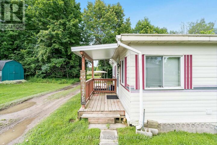 Property Photo: 77 Stans Circle ON L4R 0B8