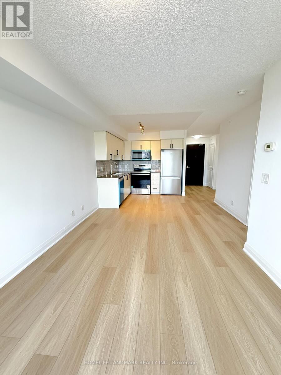 Property Photo:  372 Highway 7 Road East 606  ON L4B 0C6 