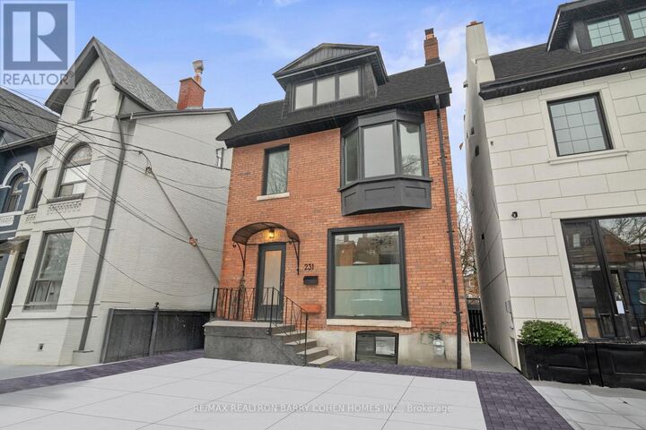 Property Photo:  231 Macpherson Avenue  ON M4V 1A1 