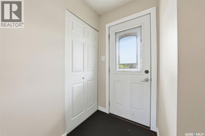 Property Photo: 2638 Eastview SK S7J 3G8