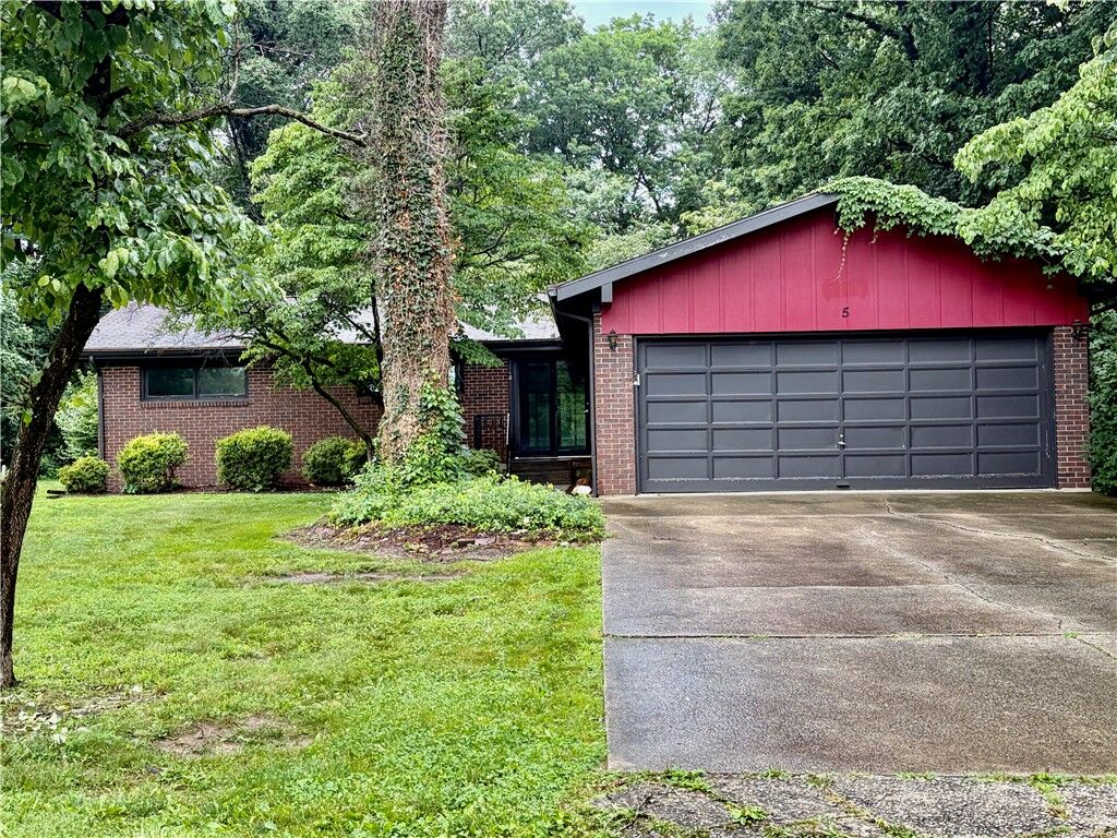 Property Photo:  5 Woodland Drive  IL 62401 