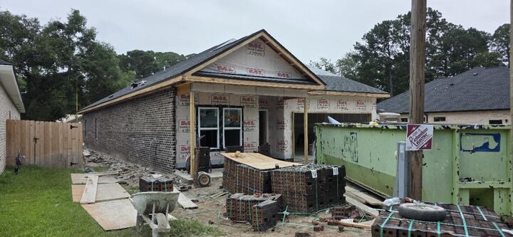 Property Photo:  1913 Redwood Avenue  FL 32578 