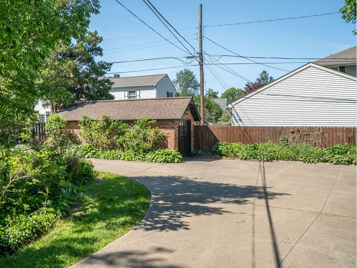Property Photo:  410 Shorehaven Drive  PA 16505 