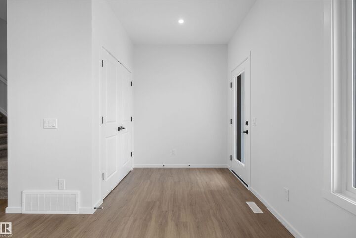 Property Photo:  133 Mustang Close  AB T8E 0C1 