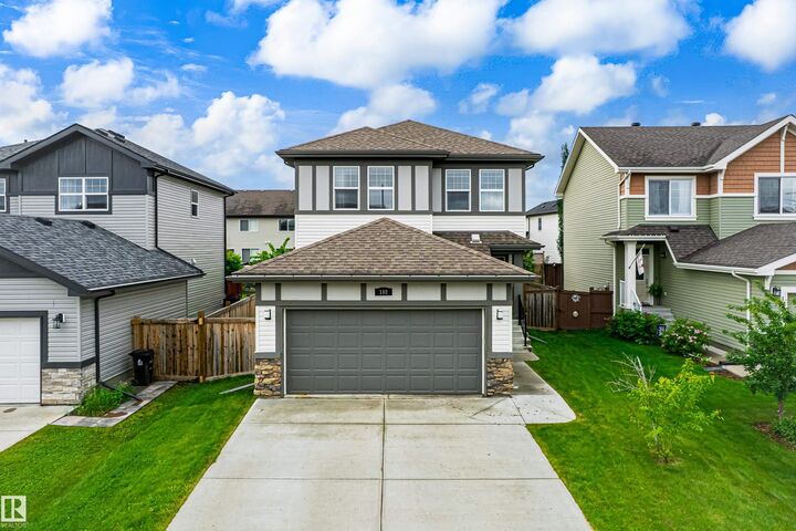 Property Photo:  102 Meadowland Way  AB T7X 0S4 