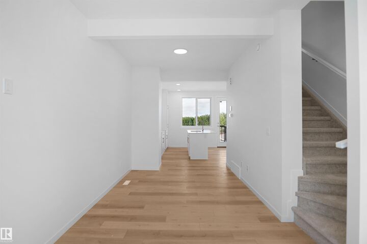 Property Photo:  4348 Kinglet Drive NW  AB T5S 0T1 
