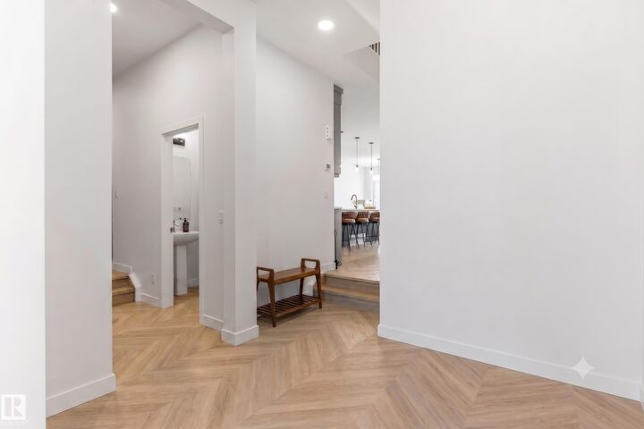 Property Photo: 117 Paisley Gate Gate SW AB T6W 4E3