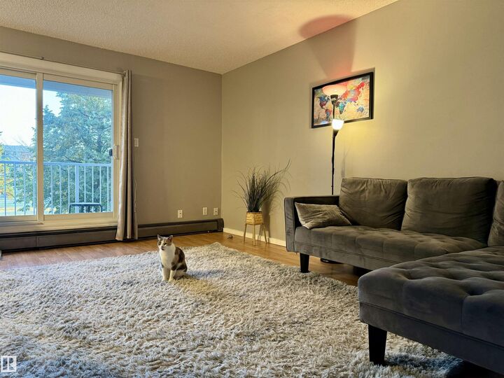 Property Photo: 11255 31 Avenue NW 31 AB T6J 3V6