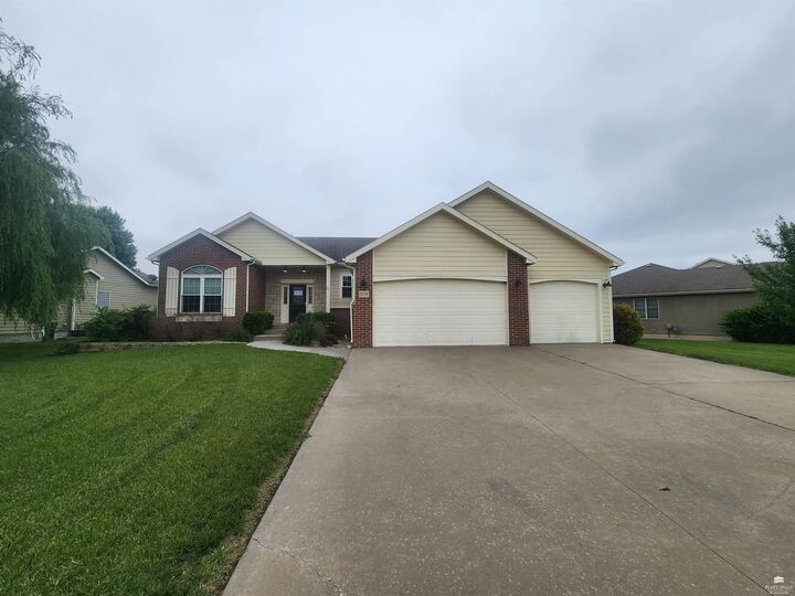 Property Photo: 9094 Tonya Terrace KS 66502
