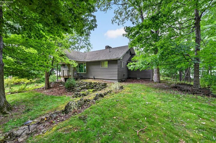 Property Photo: 1111 W Shore Boulevard OH 43456