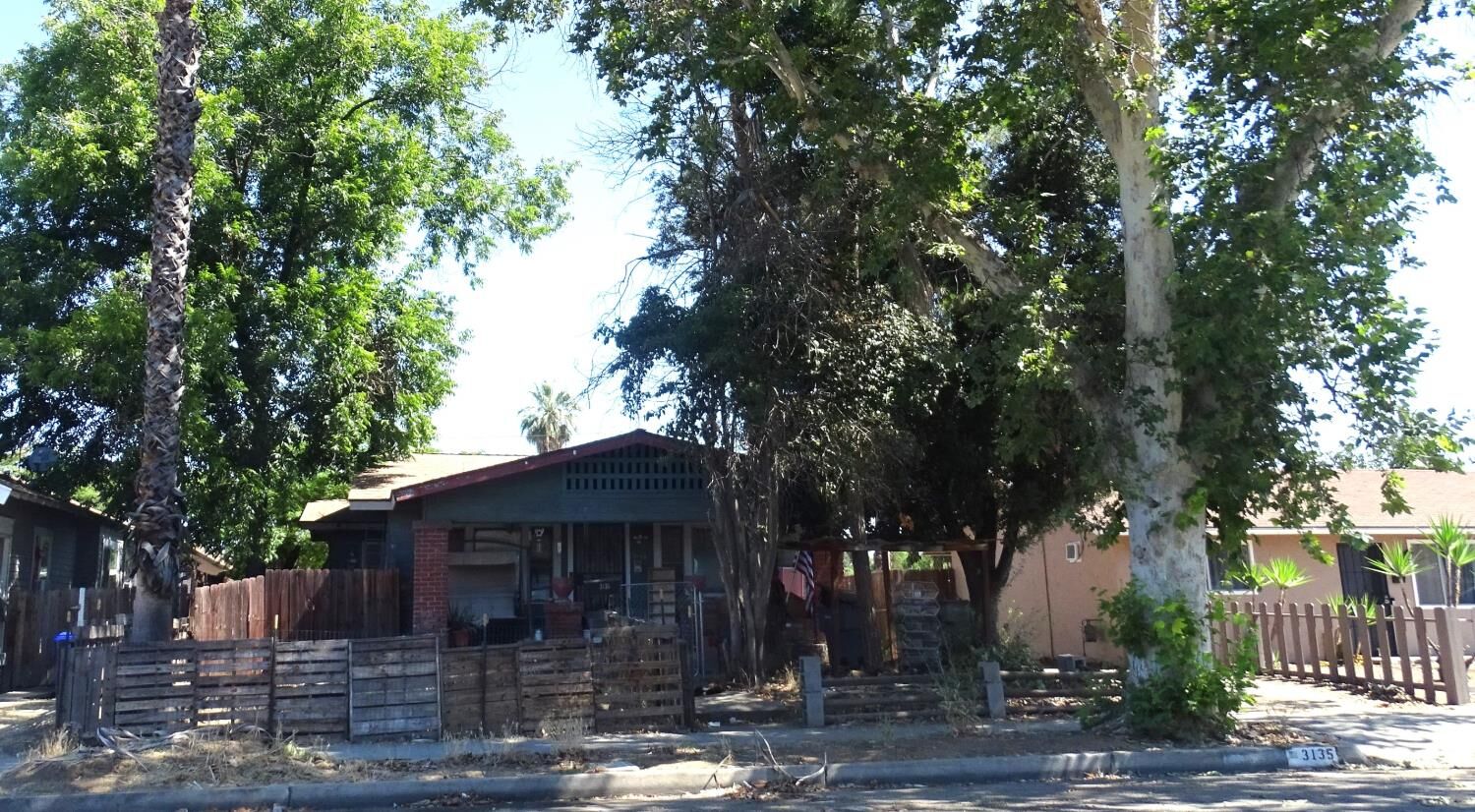 Property Photo: 3135 E El Monte Way CA 93702