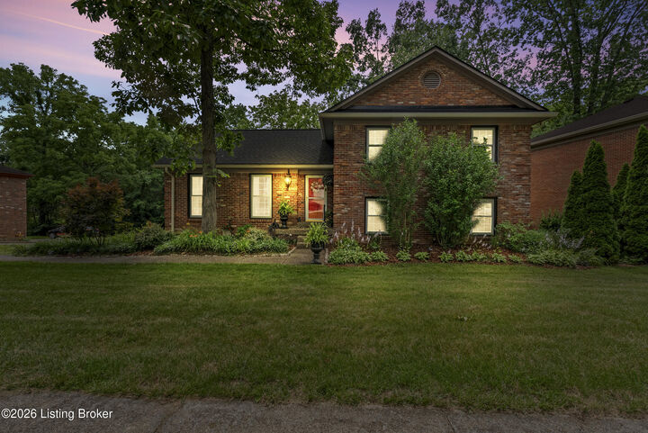 Property Photo:  404 Timberlake Trail  KY 40245 