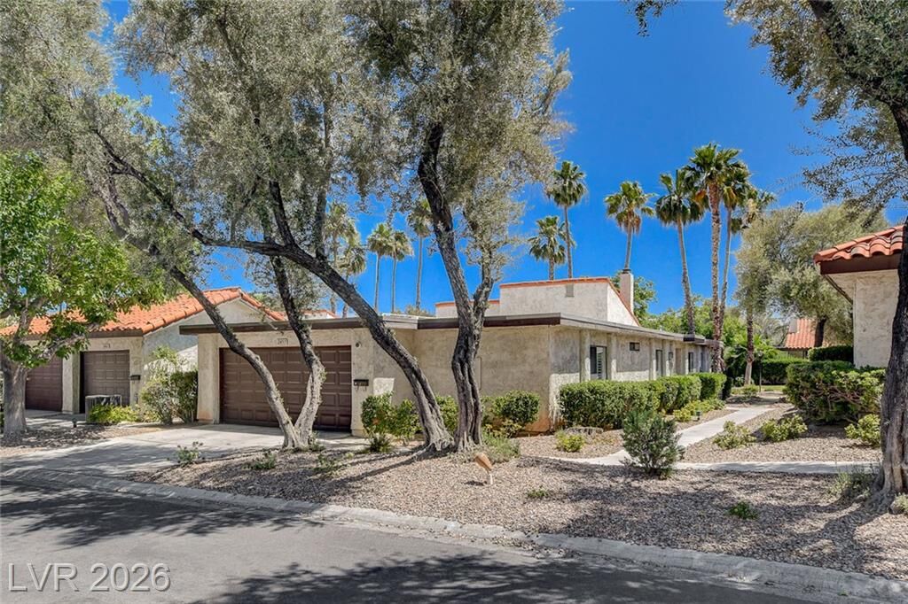 Property Photo: 2457 El Paseo Circle NV 89121