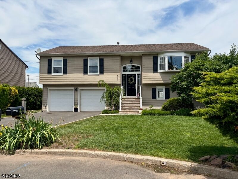 Property Photo:  706 Hory St  NJ 07016 