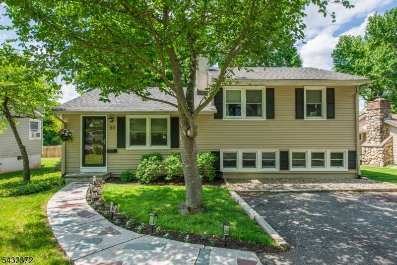 Property Photo: 26 Lakeview Rd NJ 07871