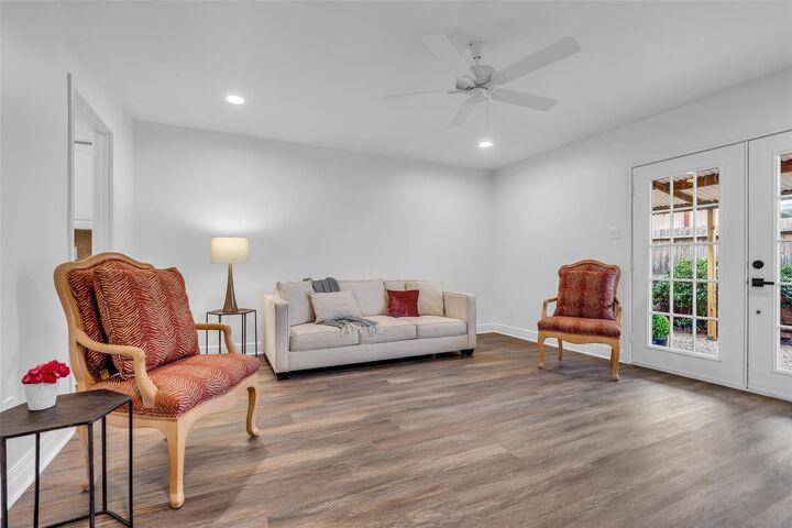 Property Photo:  10355 Longmont Drive  TX 77042 