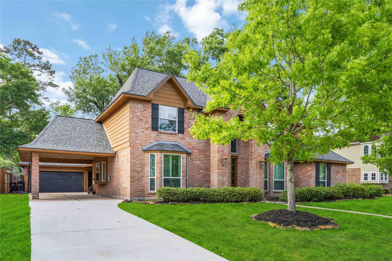 Property Photo: 2907 Forest Garden Drive TX 77345