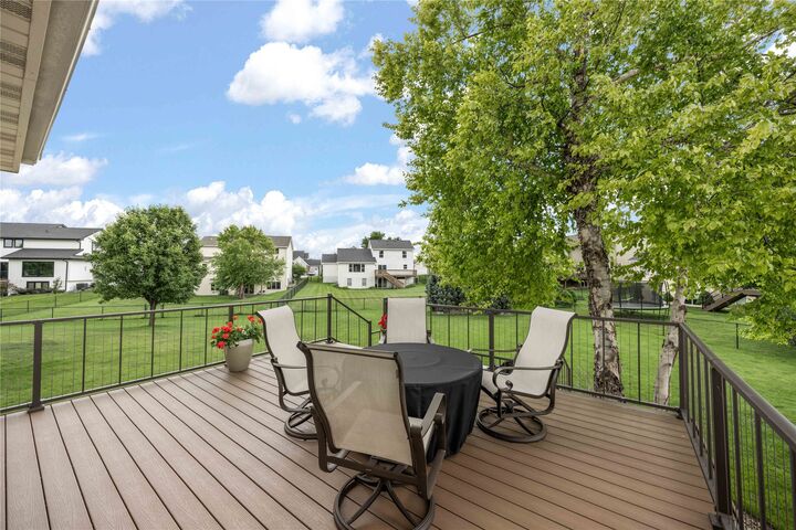 Property Photo:  1104 NW Gabus Circle  IA 50111 