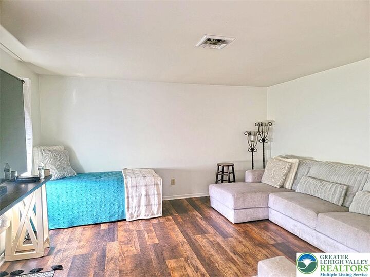 Property Photo: 1401 Pennsylvania Street PA 18102