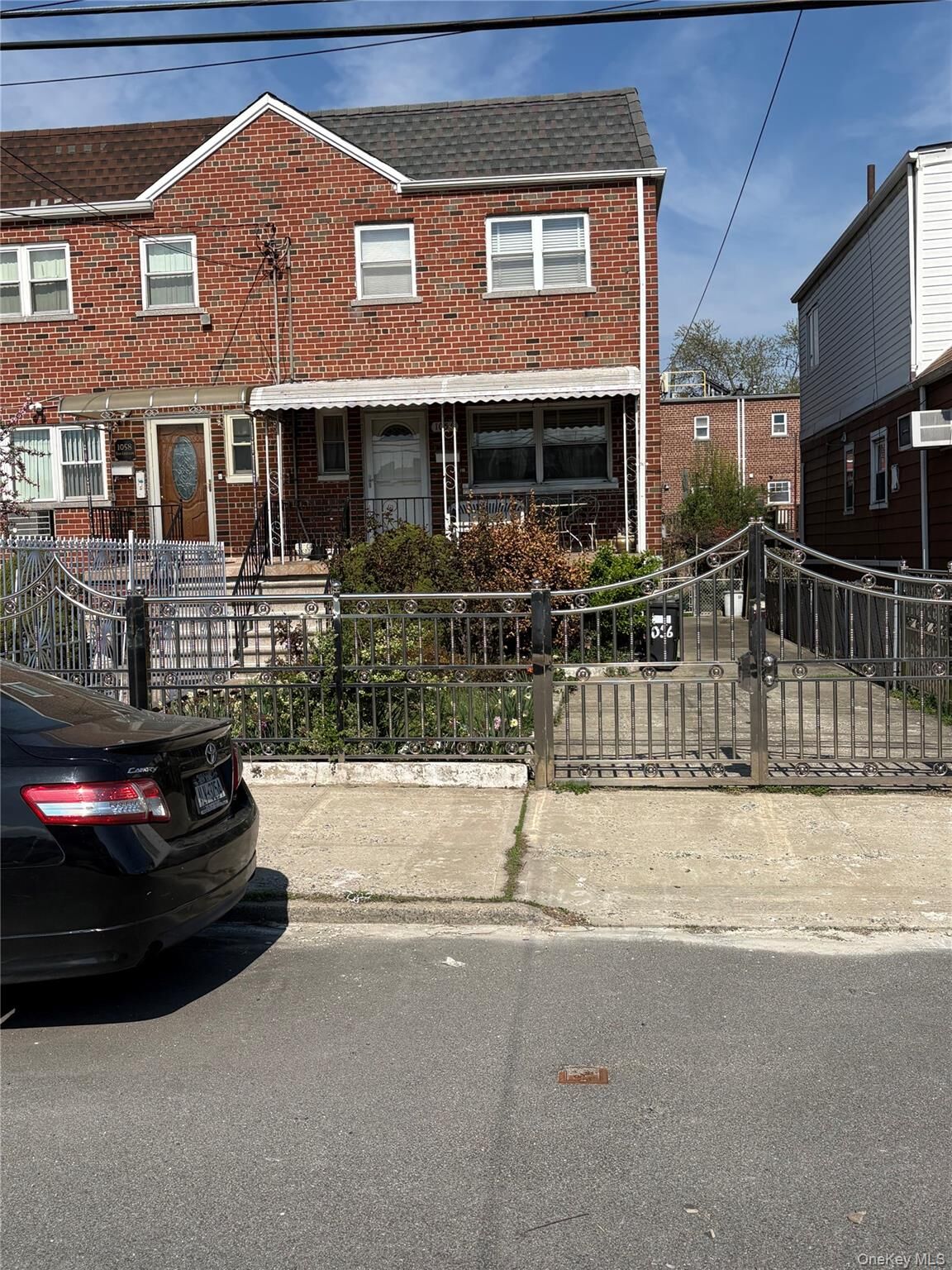 Property Photo:  1056 Swinton Avenue  NY 10465 