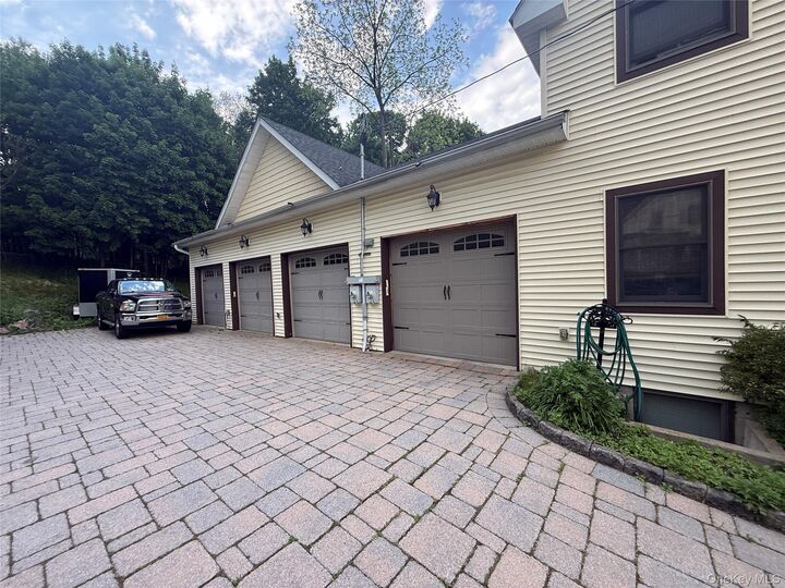 Property Photo: 23 Swezey Place NY 10950