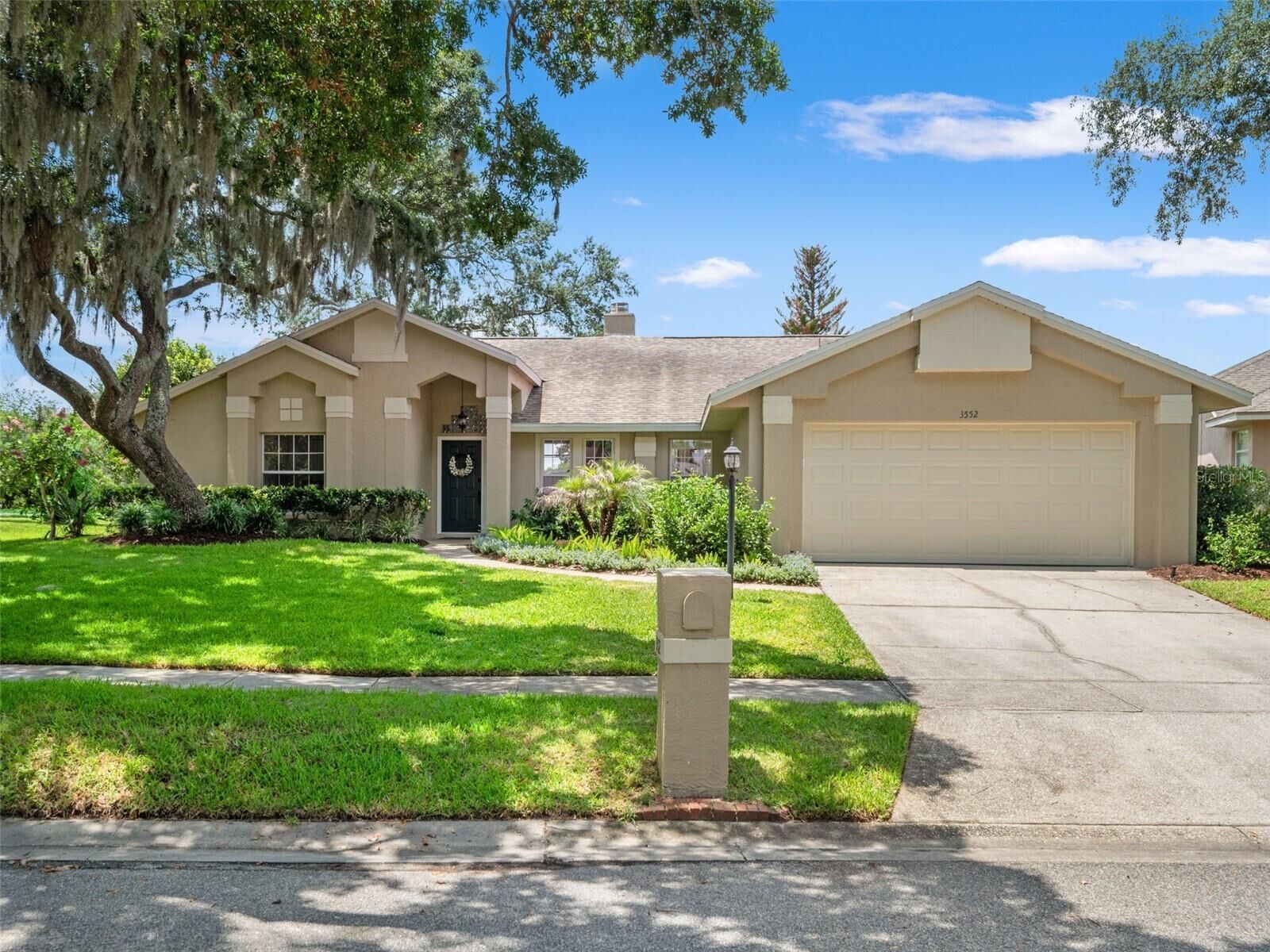 Property Photo:  3552 Woodley Park Place  FL 32765 