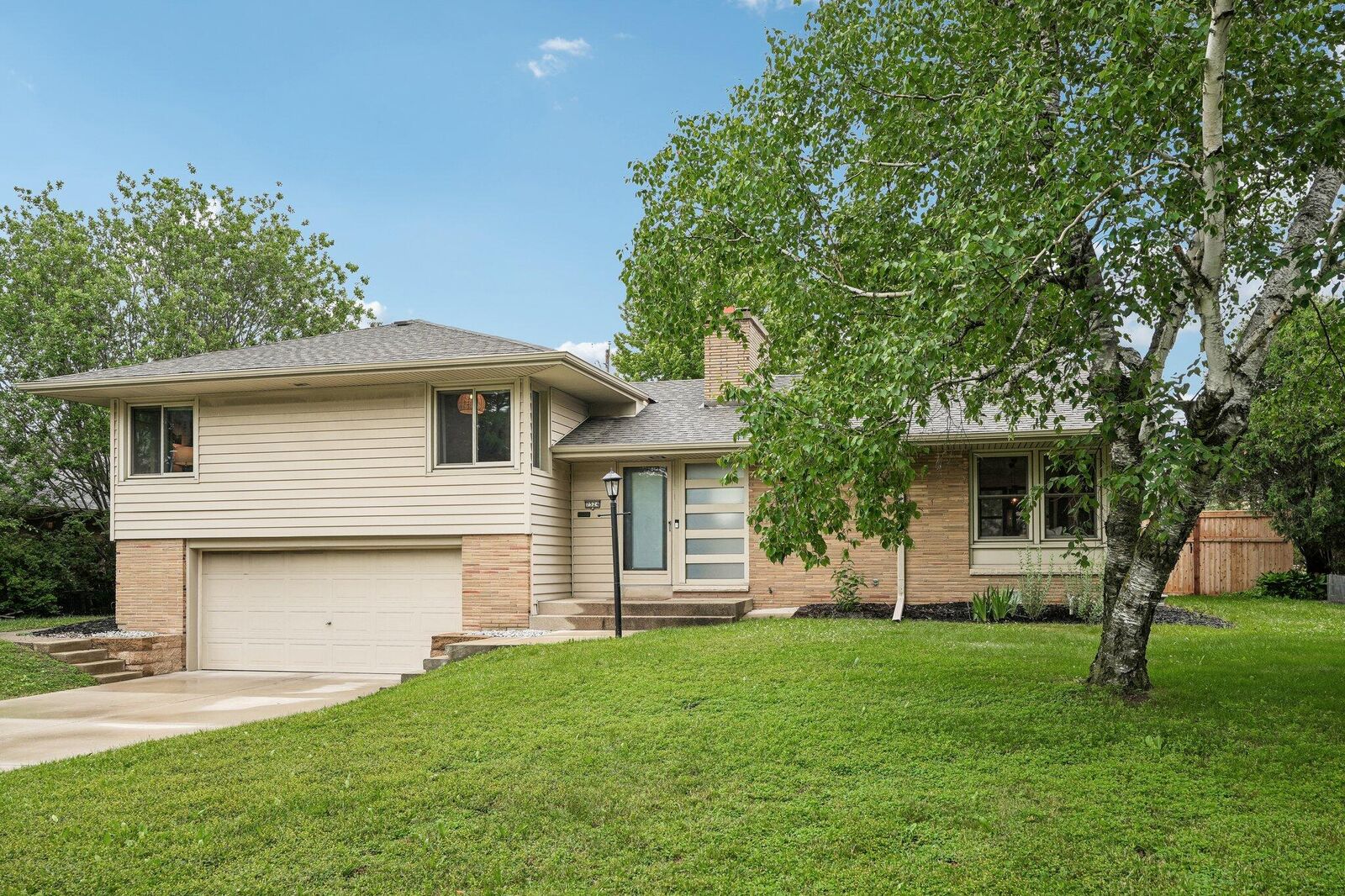 Property Photo: 7524 W Wisconsin Ave WI 53213