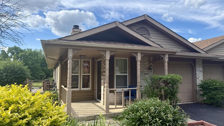 Property Photo:  151 Pier Court  IL 60565 