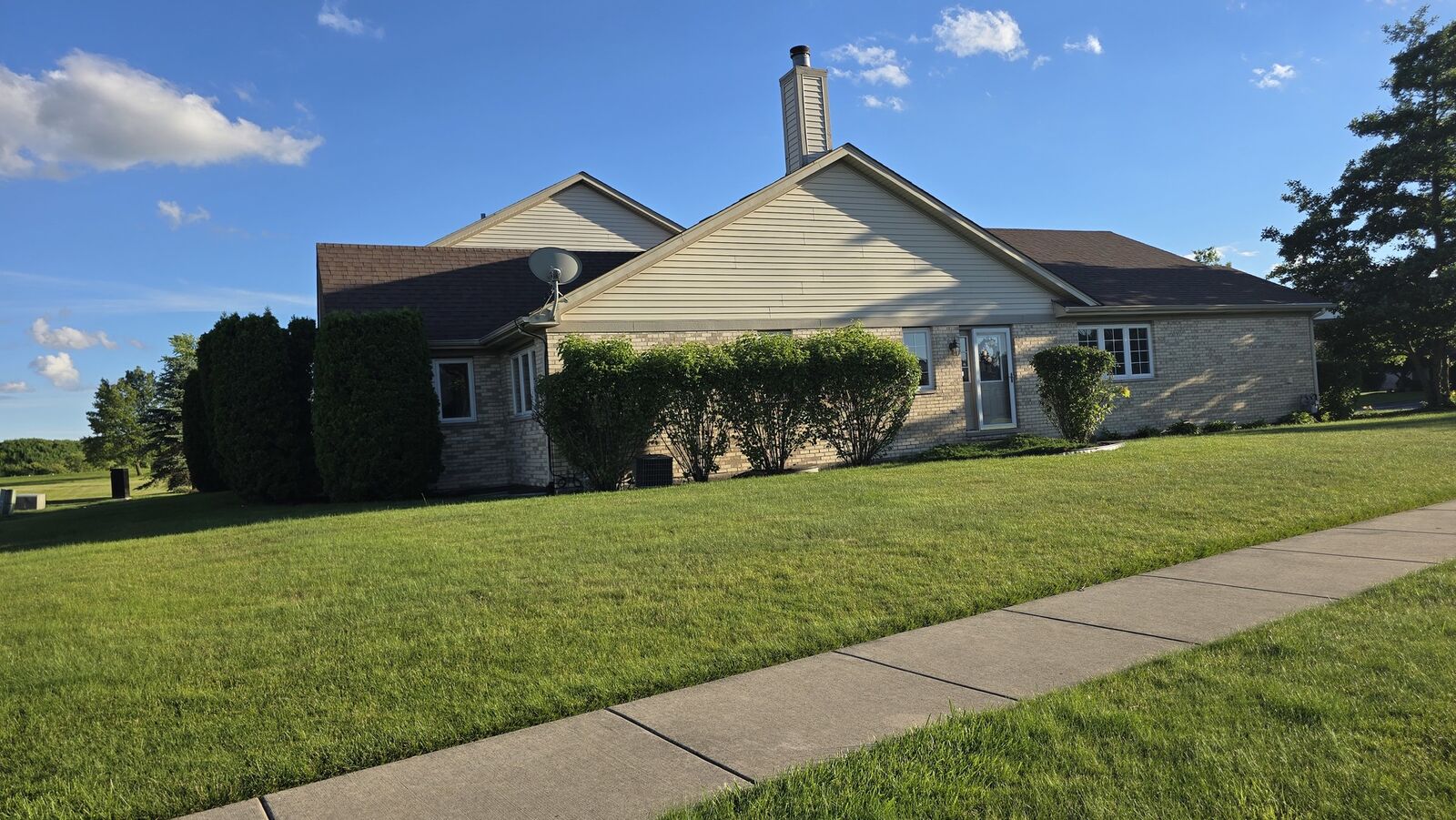Property Photo: 53 Odyssey Drive IL 60477