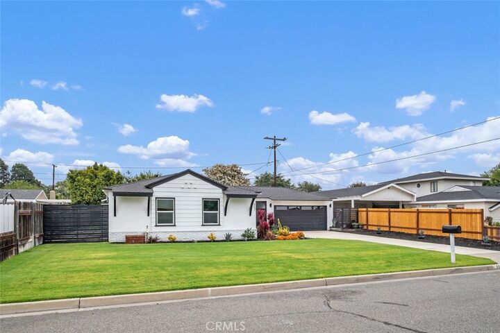 Property Photo: 557 S Rosalind CA 92869