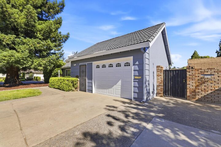 Property Photo:  8077 Caribbean Way  CA 95826 