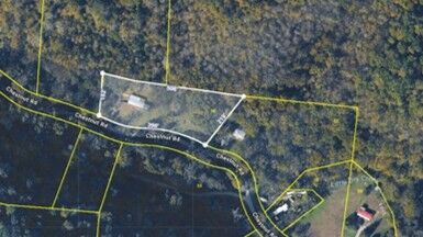 Property Photo: 1040 Chestnut Rd TN 37015